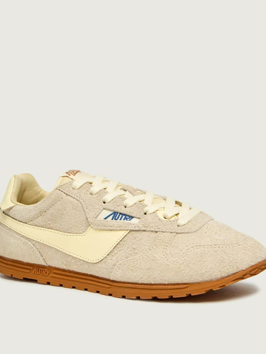 Zdjęcie produktu Autry Sneakersy | zamsz beżowy