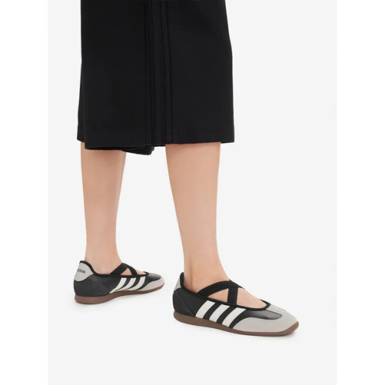 Zdjęcie produktu Baleriny adidas Barreda Mary Jane HQ7401 Czarny