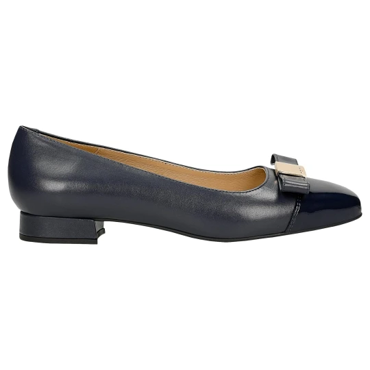 Zdjęcie produktu Eleganckie granatowe baleriny damskie na obcasie 44079-86 Wojas