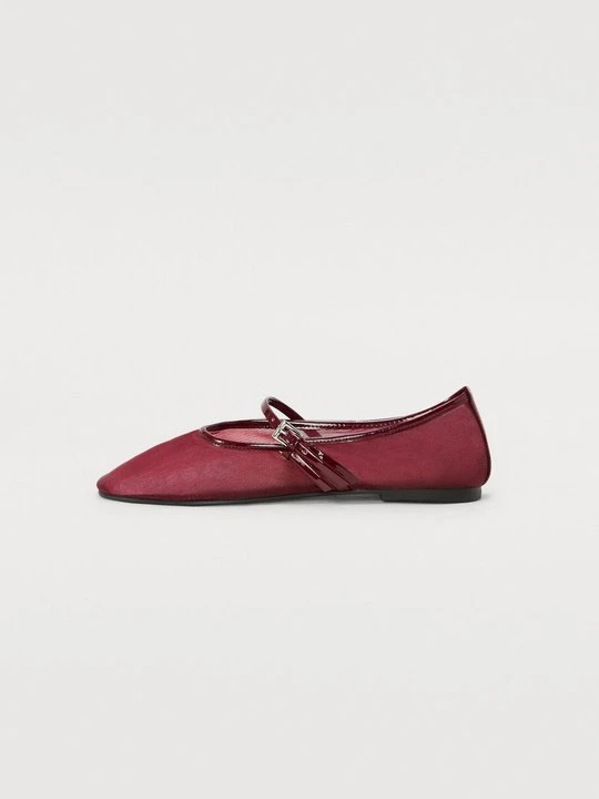 Zdjęcie produktu Baleriny z zapięciem Steve Madden bordowy