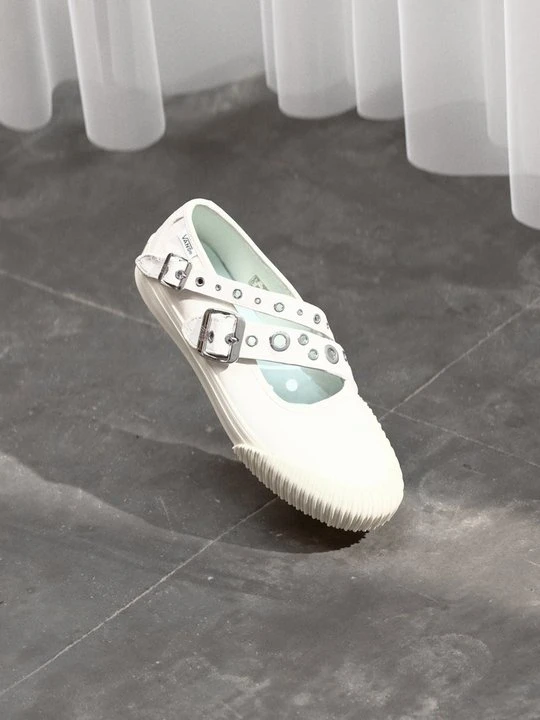 Zdjęcie produktu Klasyczne baleriny Vans biały
