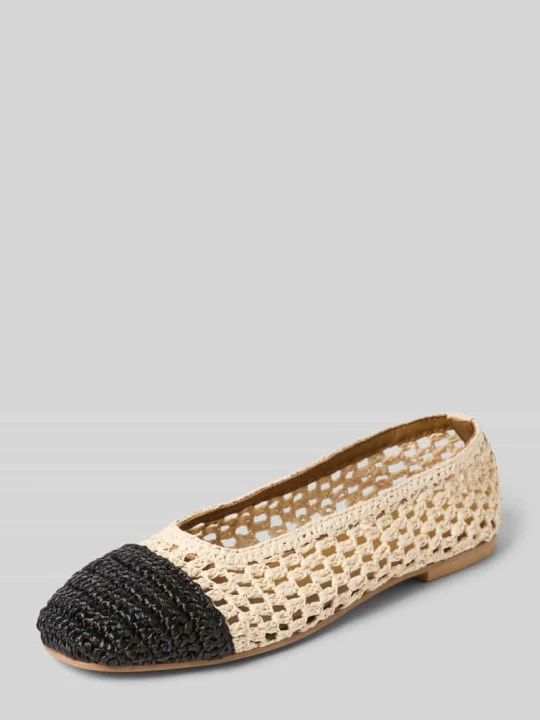 Zdjęcie produktu Baleriny z efektem plecionki model ‘Raffia’ Inuovo Beżowy
