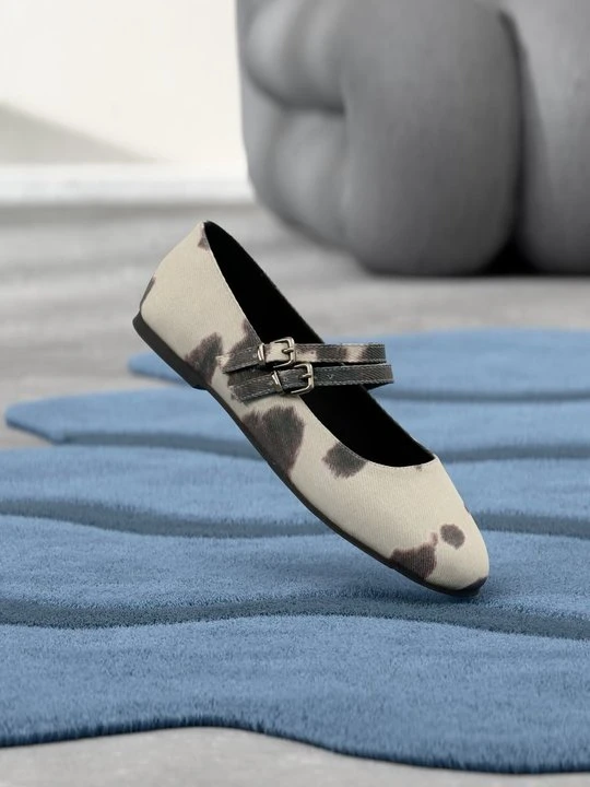 Zdjęcie produktu Baleriny z zapięciem Even&Odd Wide Fit By Zalando brązowy