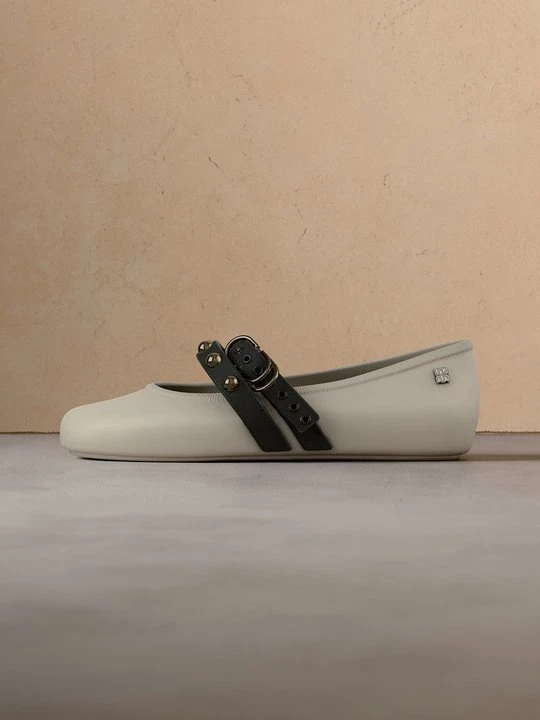 Zdjęcie produktu Baleriny z zapięciem Melissa beżowy