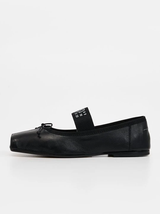Zdjęcie produktu Baleriny z zapięciem MM6 Maison Margiela czarny