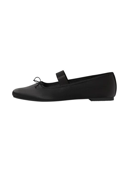 Zdjęcie produktu Baleriny z zapięciem Stradivarius czarny