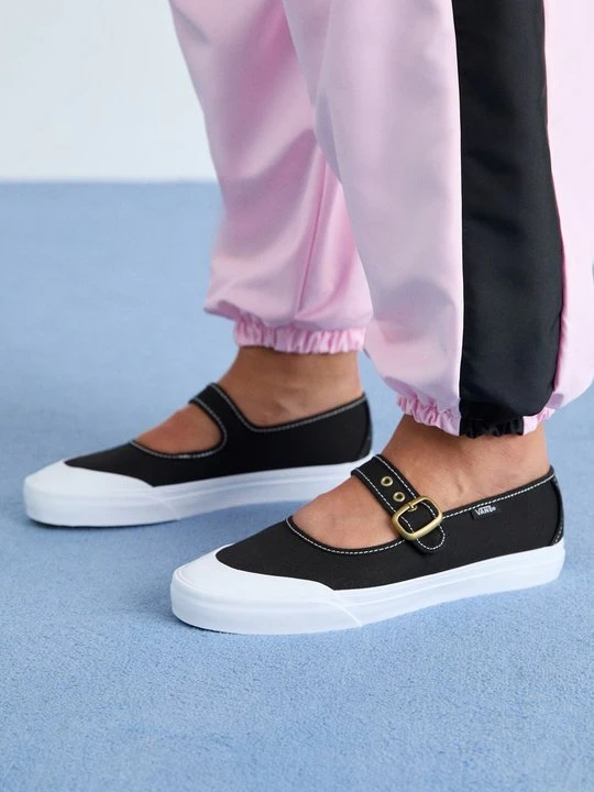 Zdjęcie produktu Baleriny z zapięciem Vans czarny