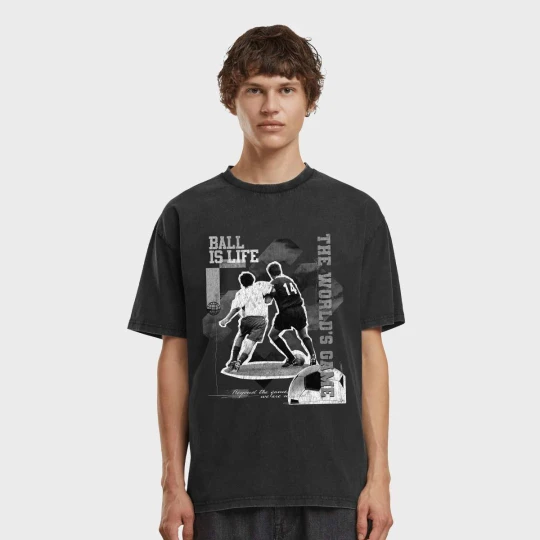 Zdjęcie produktu Ball Is Life Vintage Oversize Tee Mister Tee czarny