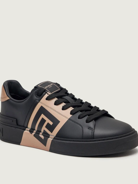 Zdjęcie produktu Balmain Skórzane sneakersy B-COURT czarny