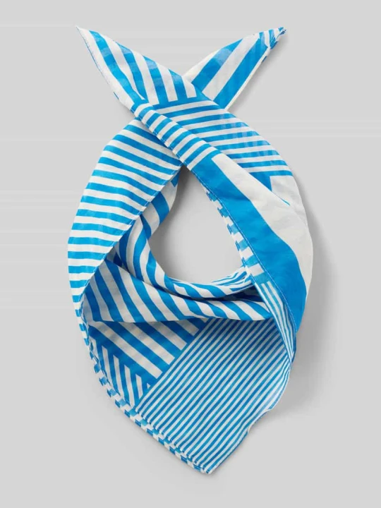 Zdjęcie produktu Bandana w kwadratowym designie Jake*s Królewski niebieski