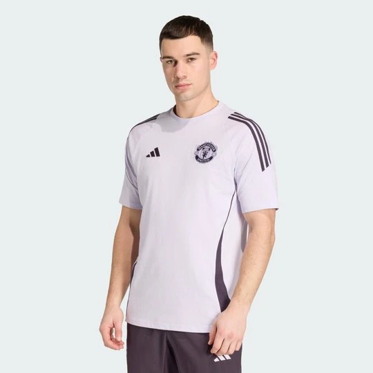 Zdjęcie produktu Bawełniana koszulka Manchester United Tiro 25 Competition Adidas fioletowy