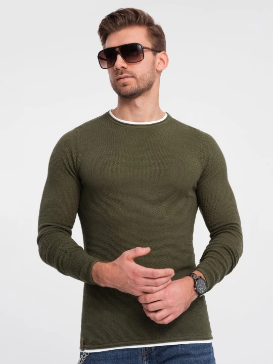 Zdjęcie produktu Bawełniany sweter męski z okrągłym dekoltem - ciemnooliwkowy V7 - Rozmiar: XXL Ombre Clothing