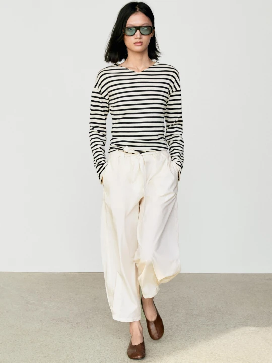 Zdjęcie produktu Bawełniany Sweter W Paski Z Długim Rękawem - Granatowy - Massimo Dutti - Female