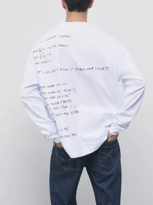 Zdjęcie produktu Bawełniany T-shirt oversize z długim rękawem i nadrukiem Patrizia Pepe biały