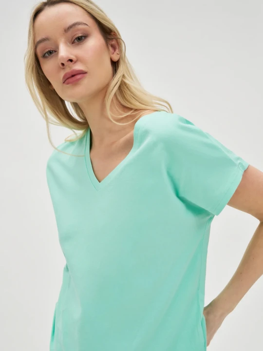 Zdjęcie produktu Bawełniany t-shirt z dekoltem w serek miętowy Moodo