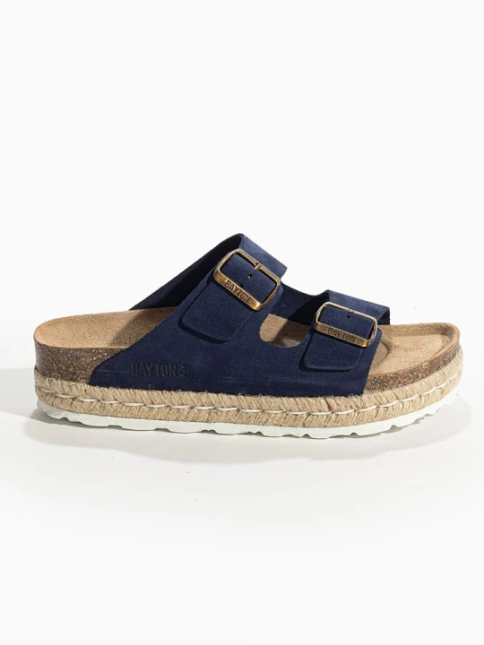 Zdjęcie produktu BAYTON Skórzane klapki "Olympe" w kolorze granatowym rozmiar: 39