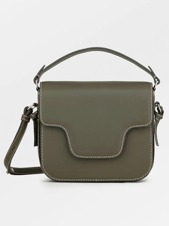 Zdjęcie produktu Becksöndergaard Skórzana torebka "Glossy Iris" w kolorze khaki -20 x 16 cm rozmiar: onesize