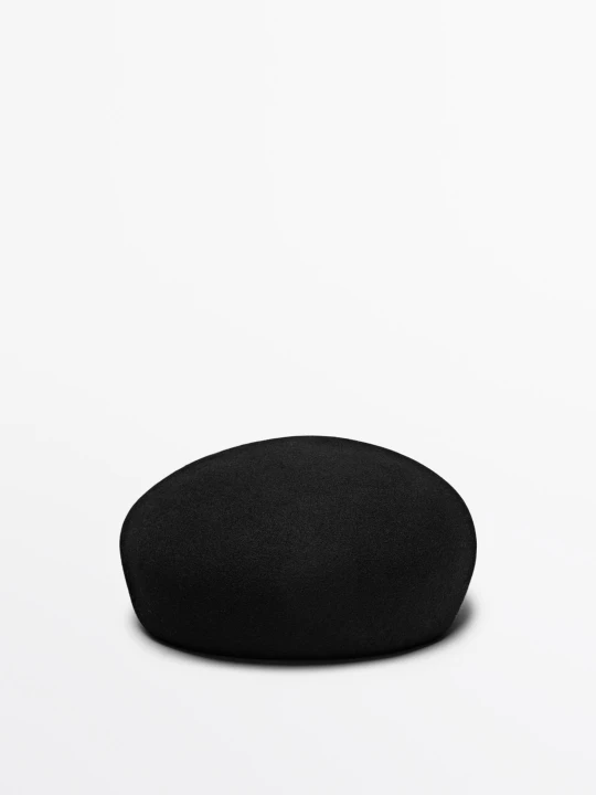 Zdjęcie produktu Beret Ze 100% Wełny - Czarny - Massimo Dutti - Female