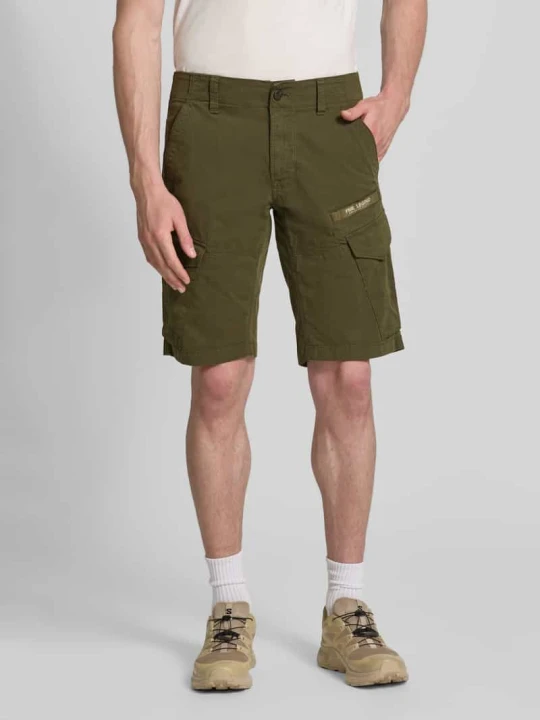 Zdjęcie produktu Bermudy cargo o kroju tapered fit z kieszeniami z patką model 'Nordrop' PME Legend Oliwkowy