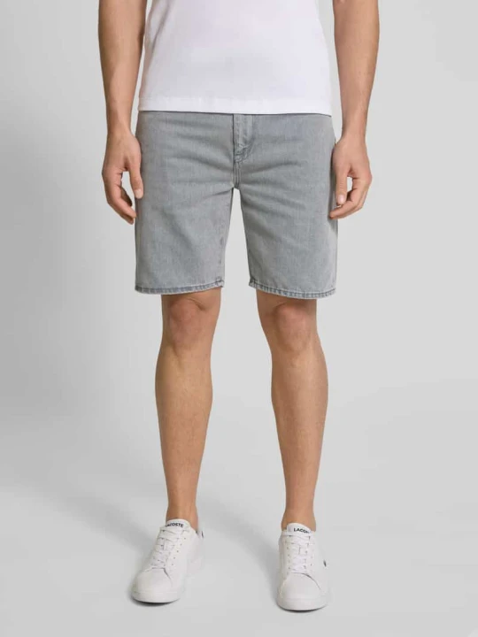 Zdjęcie produktu Bermudy jeansowe o kroju straight fit z 5 kieszeniami Lacoste Jasnoszary