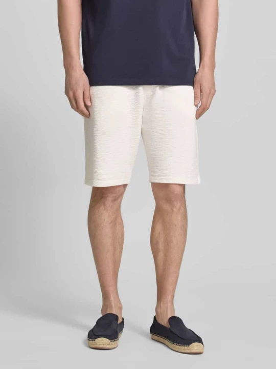 Zdjęcie produktu Bermudy krój relaxed fit z mieszanki bawełny model 'DETROIT' s.Oliver Biały