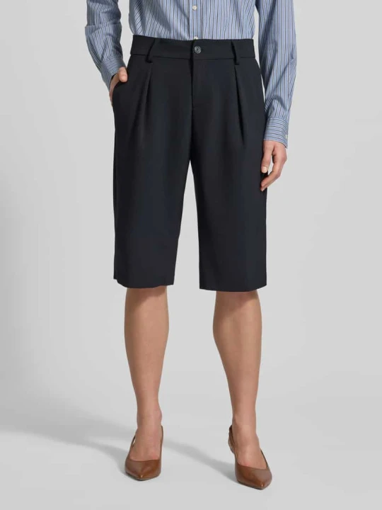 Zdjęcie produktu Krój loose fit Bermudy z zapięciem na guzik Model 'MILLA' BRAX Granatowy