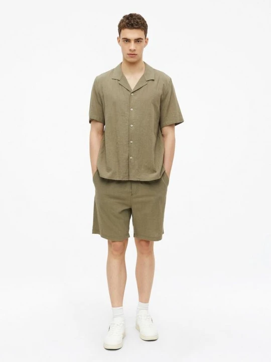 Zdjęcie produktu Fakturowane bermudy Detroit / Relaxed Fit / Mid Rise s.Oliver oliwkowy