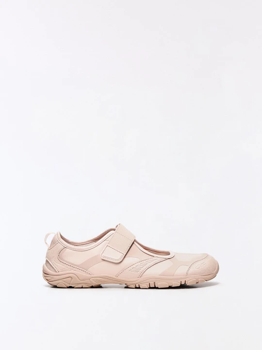 Zdjęcie produktu Bershka Balerinki Barefoot Kobieta Różowy