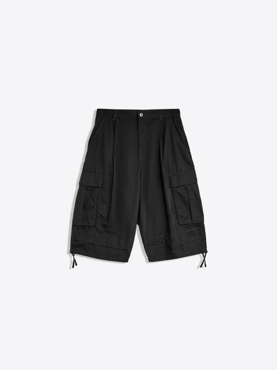 Zdjęcie produktu Bershka Bermudy Cargo O Kroju Super Baggy Z Zaszewkami Mężczyzna Czarny