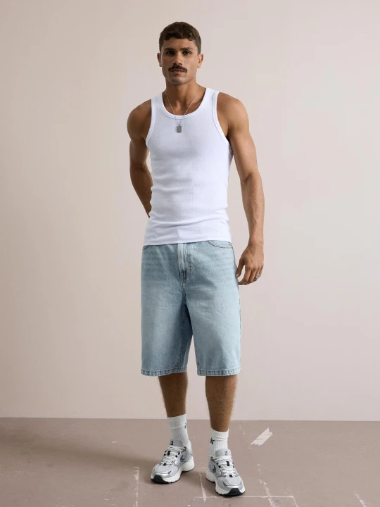 Zdjęcie produktu Bershka Bermudy Jeansowe Z Haftem Mężczyzna Jasnoniebieski