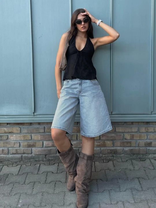 Zdjęcie produktu Bershka Bermudy Z Denimu O Kroju Baggy Kobieta Wyblakły Niebieski