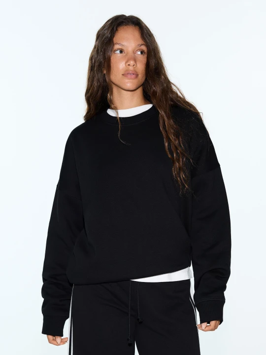 Zdjęcie produktu Bershka Bluza Z Okrągłym Dekoltem Kobieta Czarny