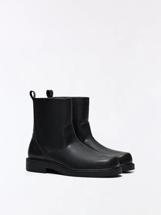 Zdjęcie produktu Bershka Botki W Stylu Casual Mężczyzna Czarny