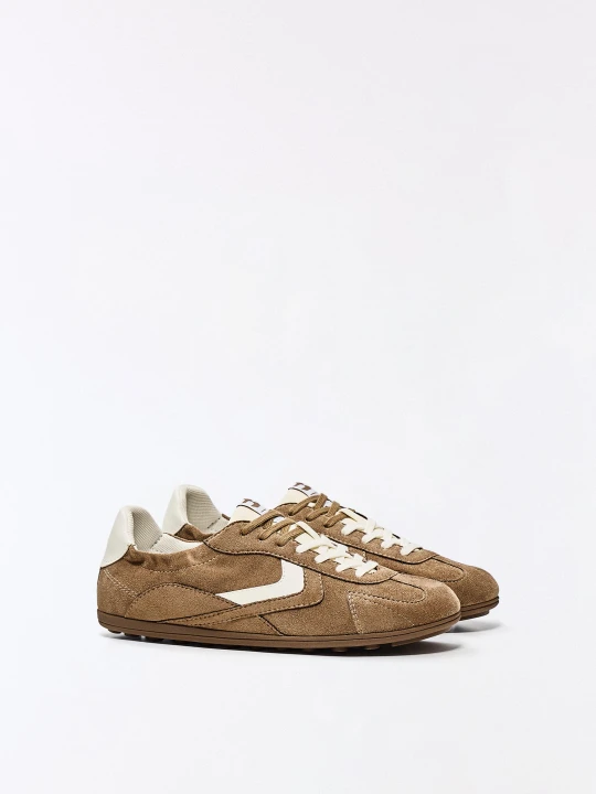 Zdjęcie produktu Bershka Buty Sportowe Retro Z Cienką Podeszwą Kobieta Piaskowy