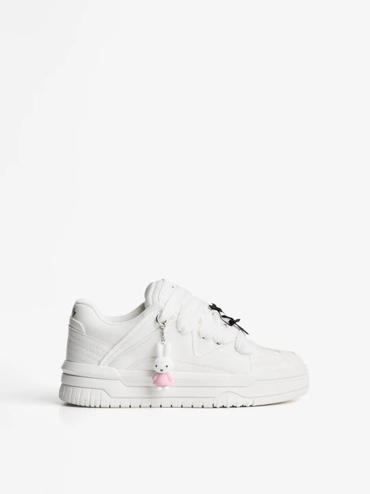 Zdjęcie produktu Bershka Buty Sportowe Typu Skate Miffy Kobieta Biały