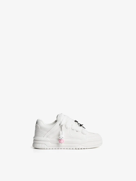 Zdjęcie produktu Bershka Buty Sportowe Typu Skate Miffy Kobieta Biały
