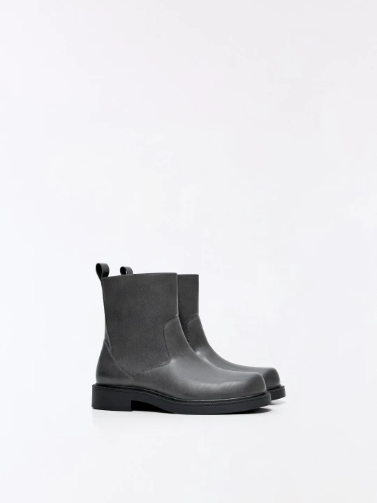 Zdjęcie produktu Bershka Casualowe Botki Mężczyzna Szary