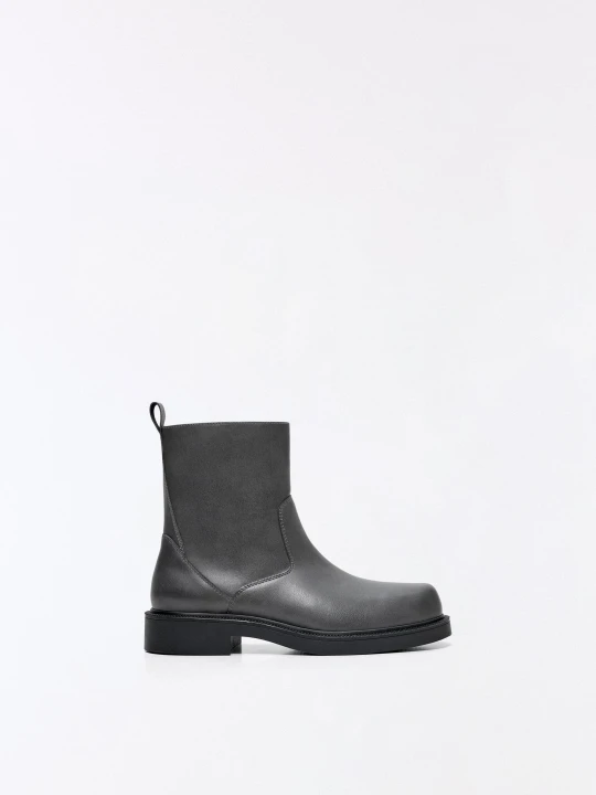 Zdjęcie produktu Bershka Casualowe Botki Mężczyzna Szary