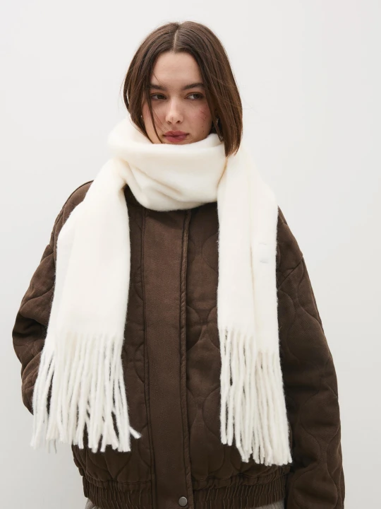 Zdjęcie produktu Bershka Cienki Szalik Z Frędzlami Kobieta Biały