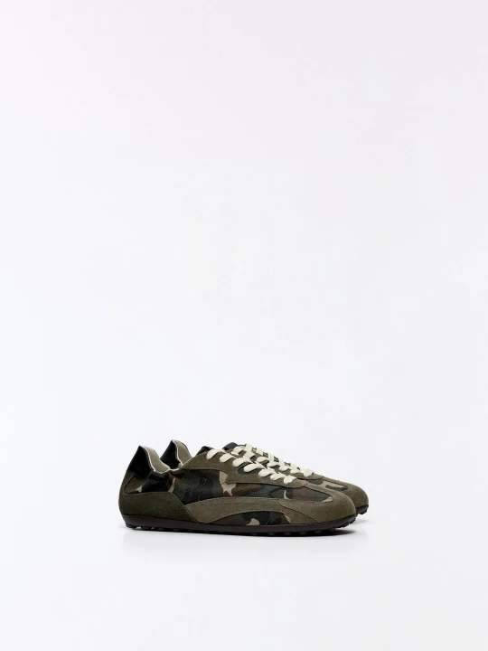 Zdjęcie produktu Bershka Cienkie Buty Sportowe W Stylu Retro Mężczyzna Khaki