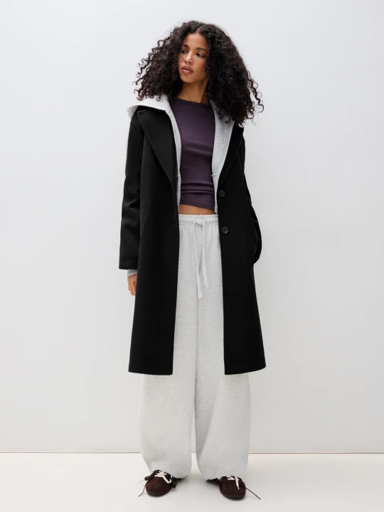 Zdjęcie produktu Bershka Długi Płaszcz Soft Touch Kobieta Czarny
