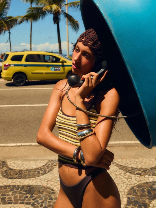 Zdjęcie produktu Bershka Figi Od Bikini Typu Stringi Kobieta Brązowy