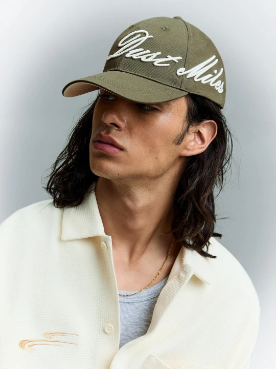 Zdjęcie produktu Bershka Haftowana Czapka Mężczyzna Zielony