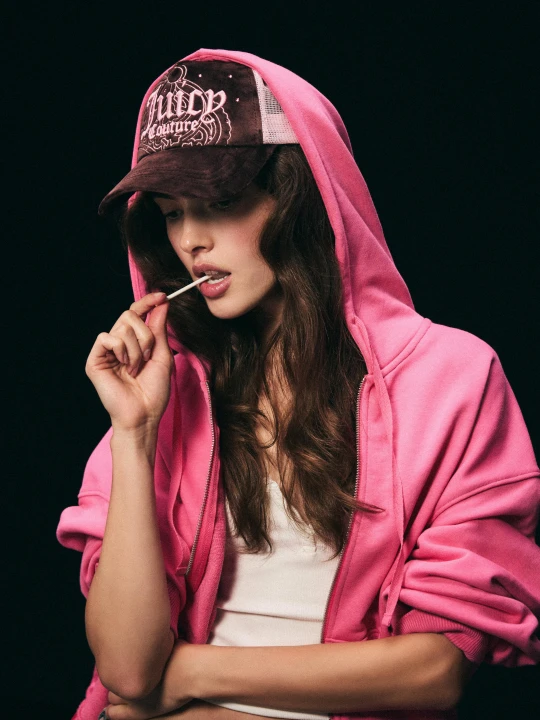 Zdjęcie produktu Bershka Haftowana Czapka Z Daszkiem Juicy Couture X Bershka Kobieta Brązowy