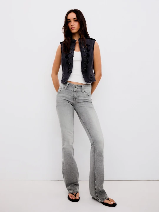 Zdjęcie produktu Bershka Jeansy O Kroju Bootcut Z Niskim Stanem Kobieta Szary