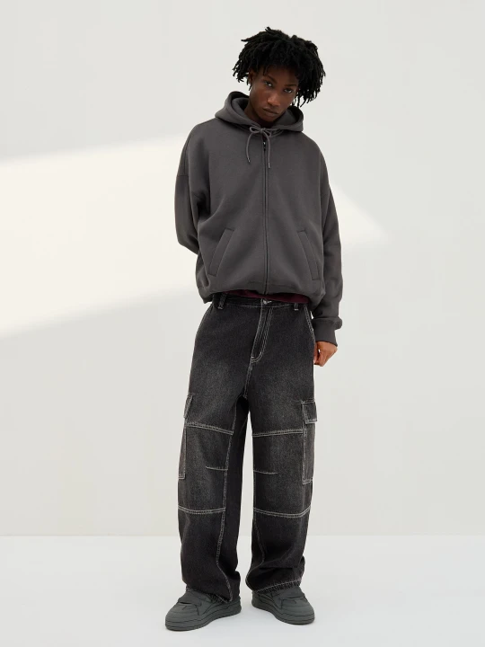 Zdjęcie produktu Bershka Jeansy Cargo Parachute Mężczyzna Czarny