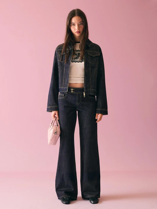 Zdjęcie produktu Bershka Jeansy O Kroju Baggy Z Niskim Stanem I Haftem Kobieta Granatowy