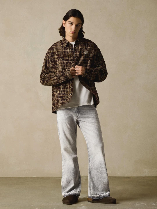 Zdjęcie produktu Bershka Jeansy O Kroju Flare Straight Mężczyzna Szary