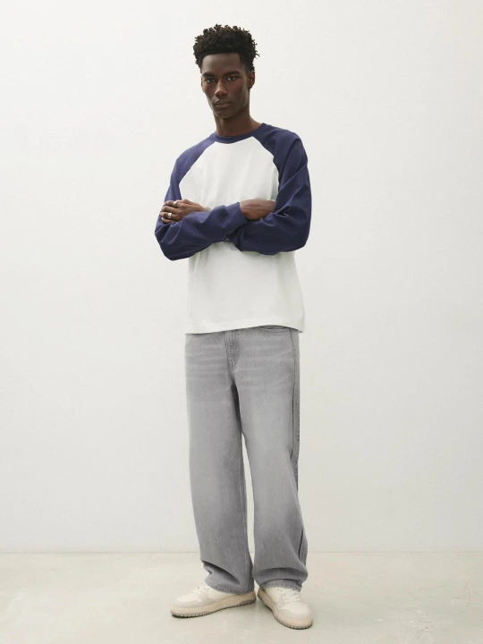 Zdjęcie produktu Bershka Jeansy O Kroju Loose Fit Mężczyzna Szary