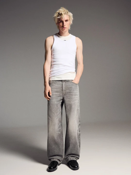 Zdjęcie produktu Bershka Jeansy O Kroju Super Baggy Mężczyzna Szary
